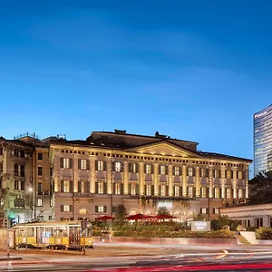 Nh Palazzo Moscova Hotel